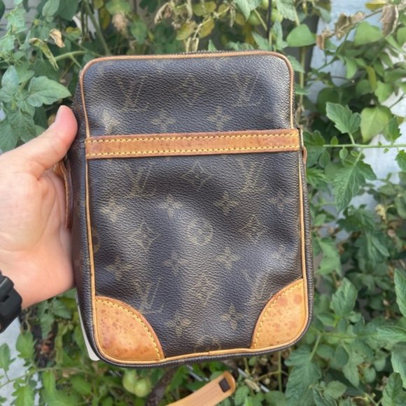 Louis Vuitton danube pm crossbody bag - Picture 1 of 13